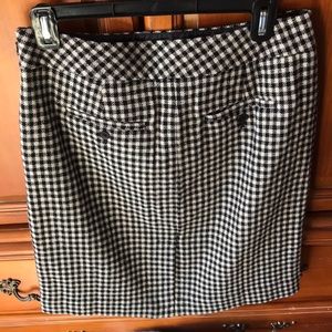 Ladies Eddie Bauer wool skirt new with tags.